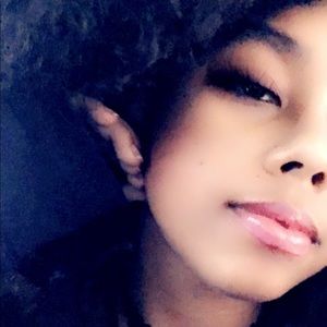 Meet your Posher, Tiera